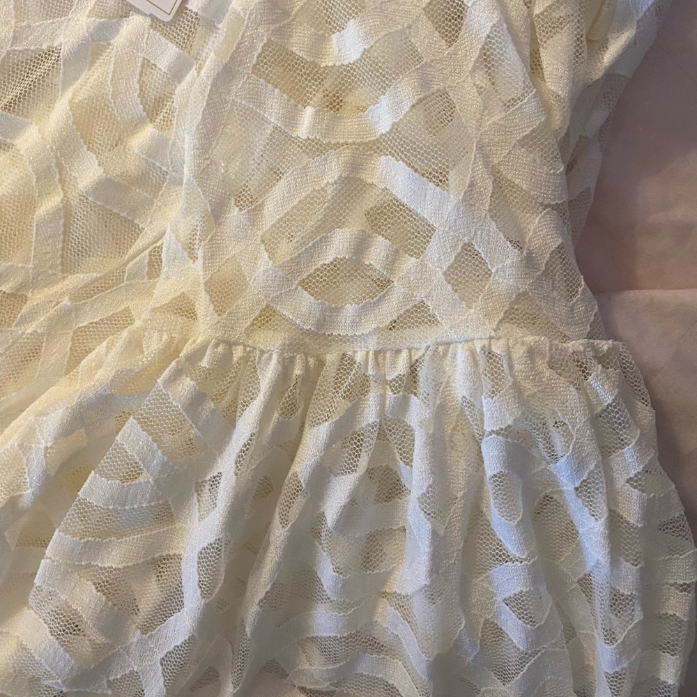 Ruffle tunic - Picture 3 of 4